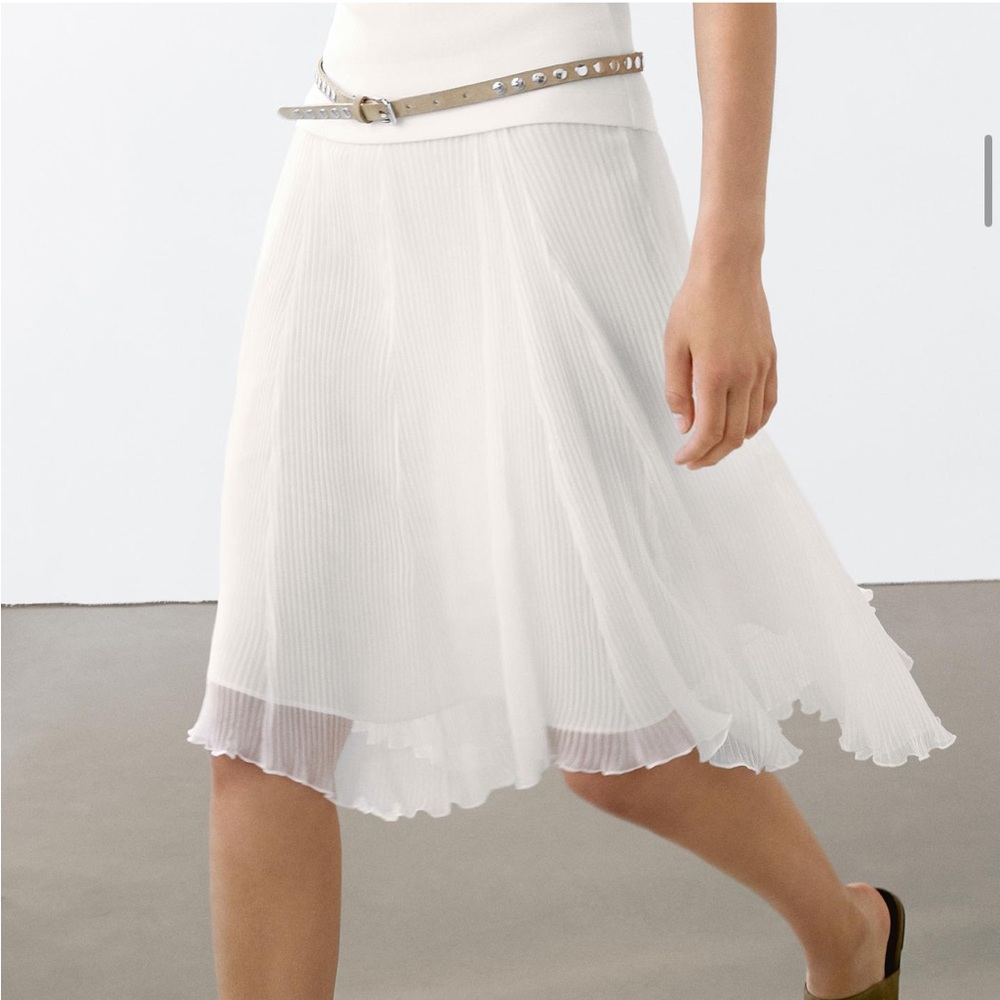 Massimo Dutti NWT white pleated skirt with godet detail 5260/595